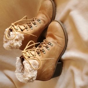 WhiteMnt Boots